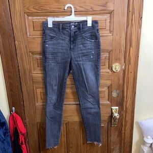 Universal Thread Dark Gray Skinny Jeans